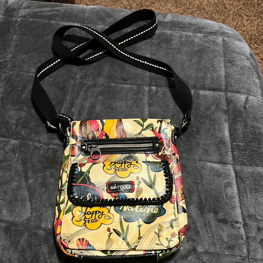 Sakroots shoulder crossbody. Good condition.